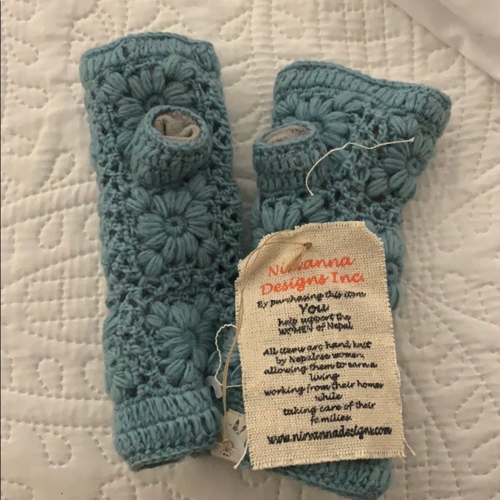 Crochet fleece lined hand warmers